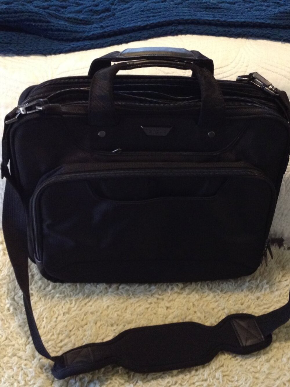 Targus Laptop/Travel Bag/Briefcase Black Professional Collegiate CEO on the Go
